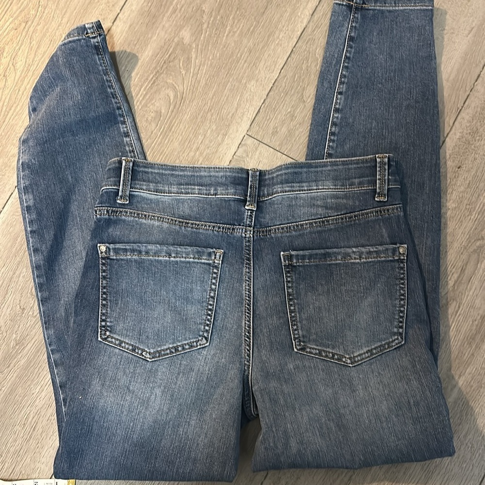 Maurice’s Blue Distressed Women's Jeans size 8 - Picture 7 of 7